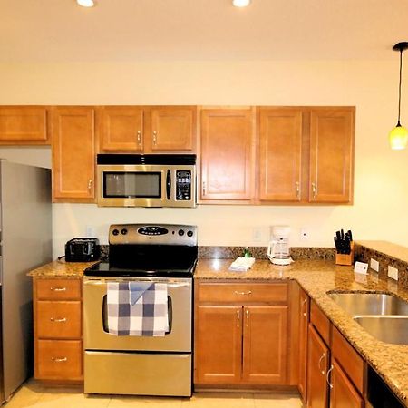 Johns Pass Condo'S- Fully Remote St. Pete Beach Exteriör bild