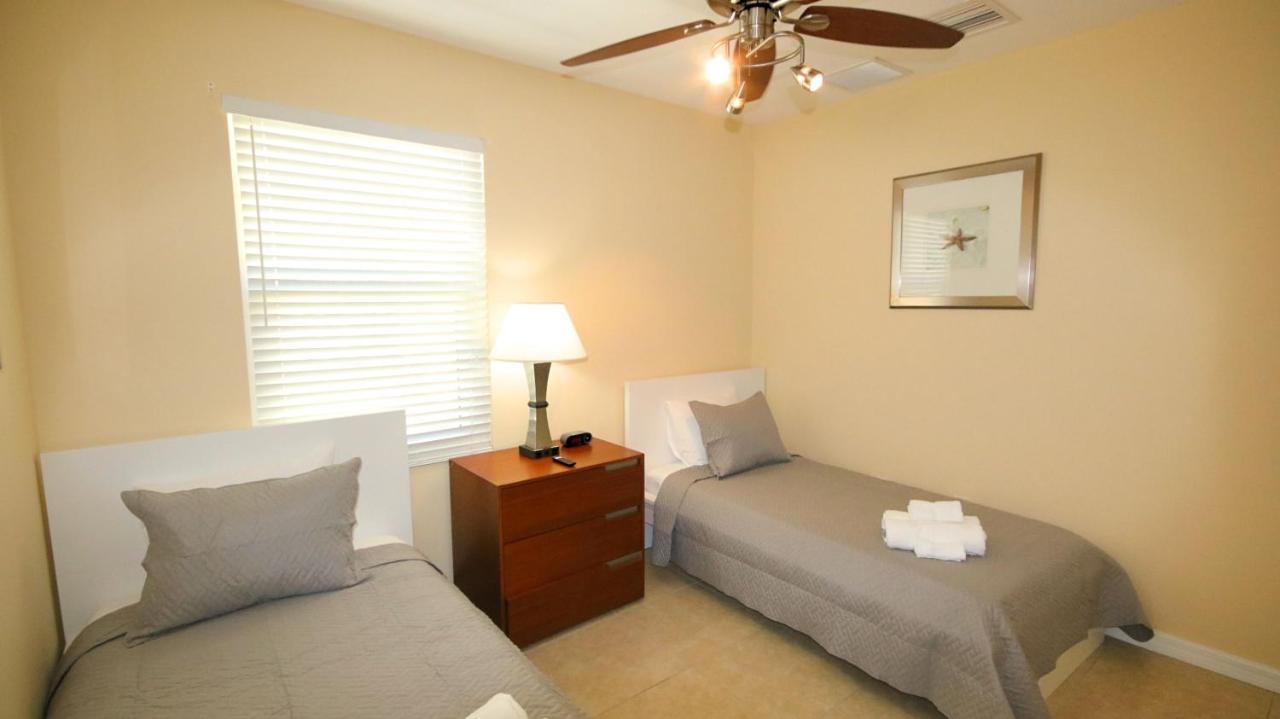 Johns Pass Condo'S- Fully Remote St. Pete Beach Exteriör bild